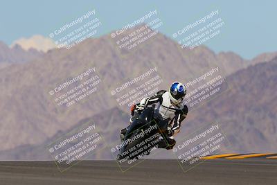 media/Oct-09-2022-SoCal Trackdays (Sun) [[95640aeeb6]]/Turn 9 (1pm)/